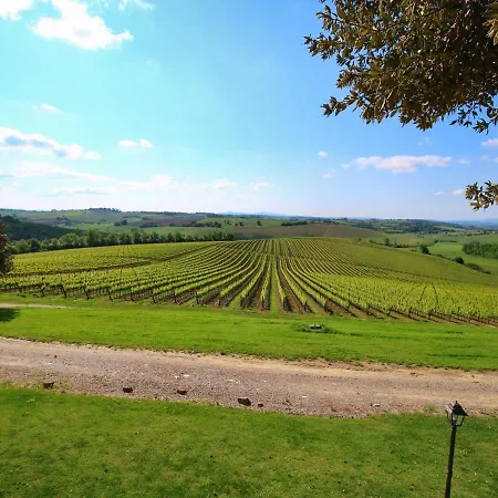 Amazing Farmhouse In Montepulciano With Shared Swimming Pool Holiday home *