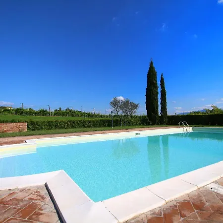 Amazing Farmhouse In Montepulciano With Shared Swimming Pool *