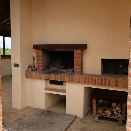 Holiday home Amazing Farmhouse In Montepulciano With Shared Swimming Pool