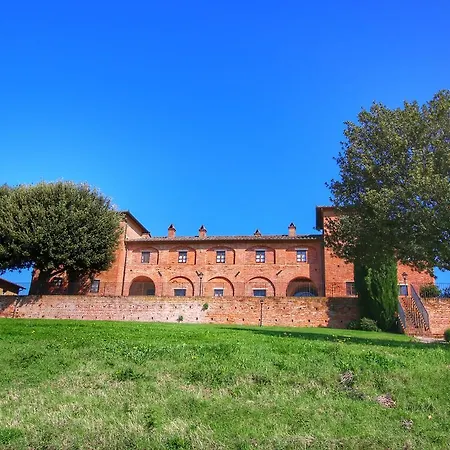 Amazing Farmhouse In Montepulciano With Shared Swimming Pool Petrignano Del Lago